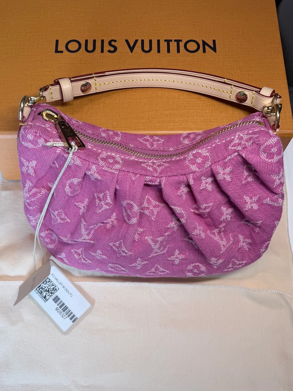 Louis Vuitton Monogram Denim Pochette Valley Fuchsia Pink - Picture 8 of 9